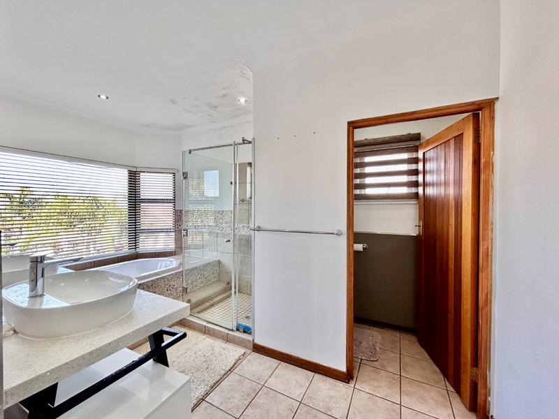 7 Bedroom Property for Sale in Kosmos Ridge North West